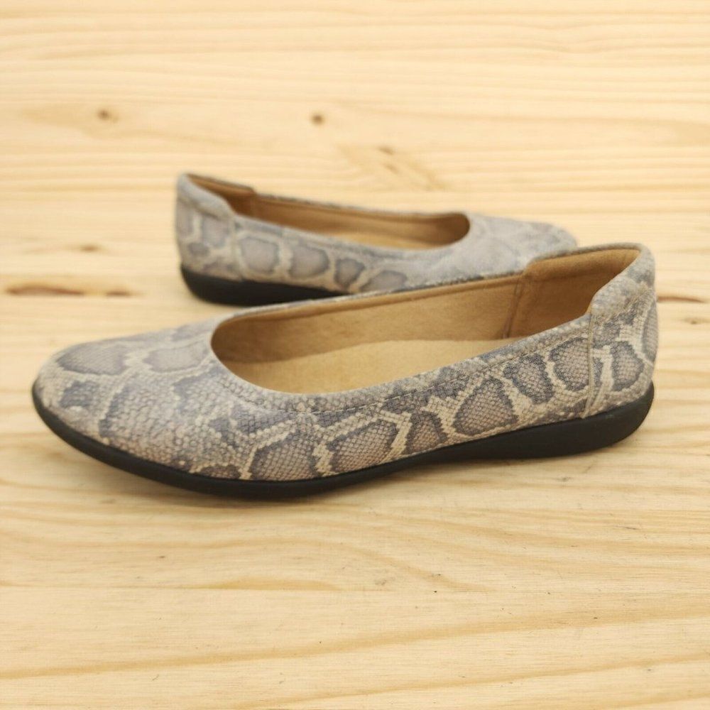 Naturalizer Women's Flats Sz 7 Gray Leather Snake Print Loafers Office Shoes